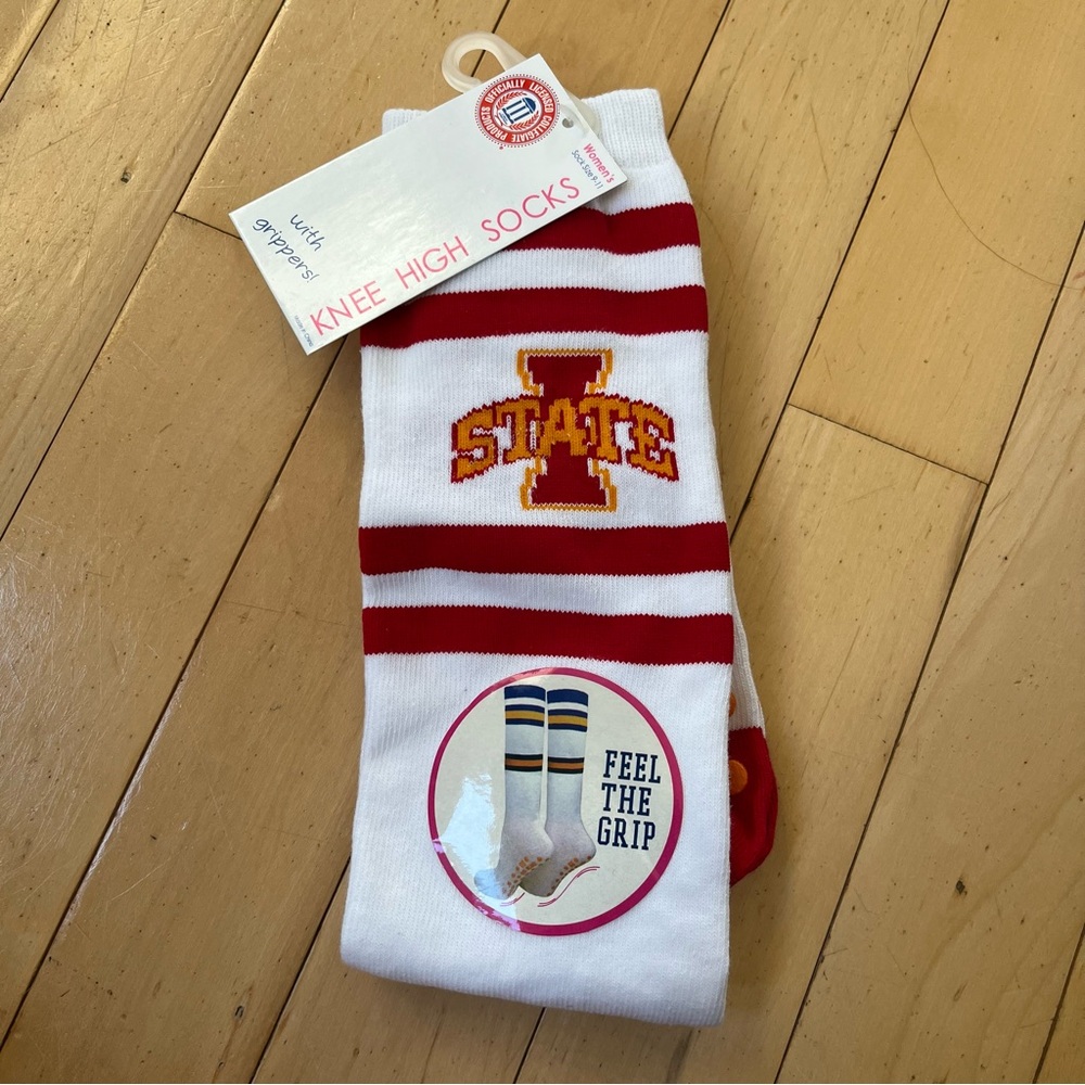 WOMENS NOS KNEE HIGH IOWA STATE CYCLONES SKIDDERS GRIP SOCKS - NWT